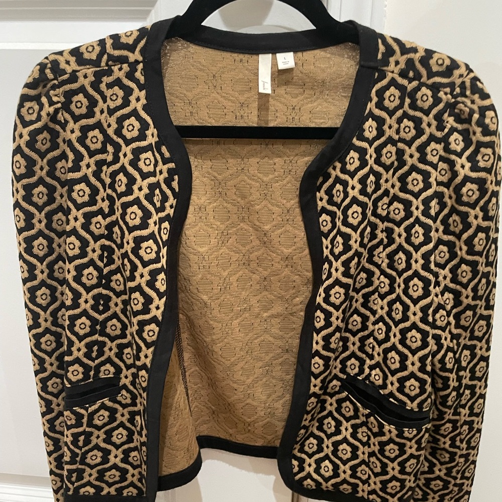 Blazer sweater size Large.